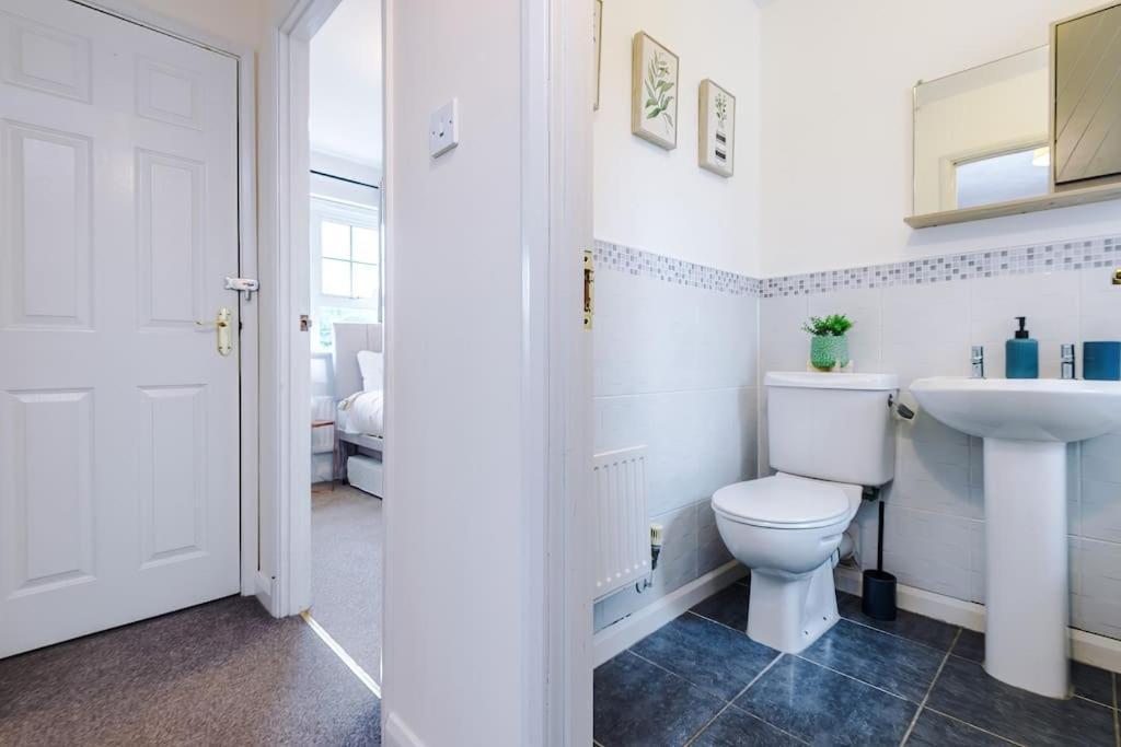 Lovely 3 Bedroom House Coventry